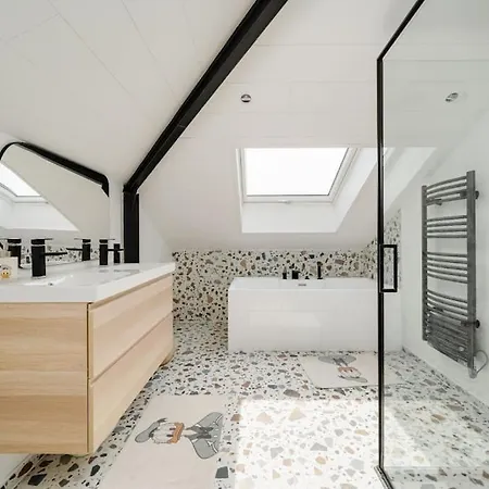 Luxueuse A Nancy: « La Belle » Saint-Max